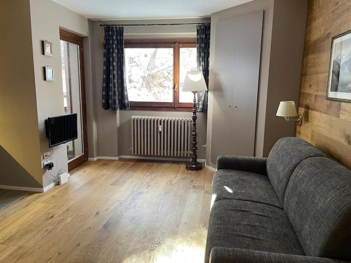 Apartamento Raffinato Ed Accogliente Monolocale Di Montagna Breuil-Cervinia Exterior foto